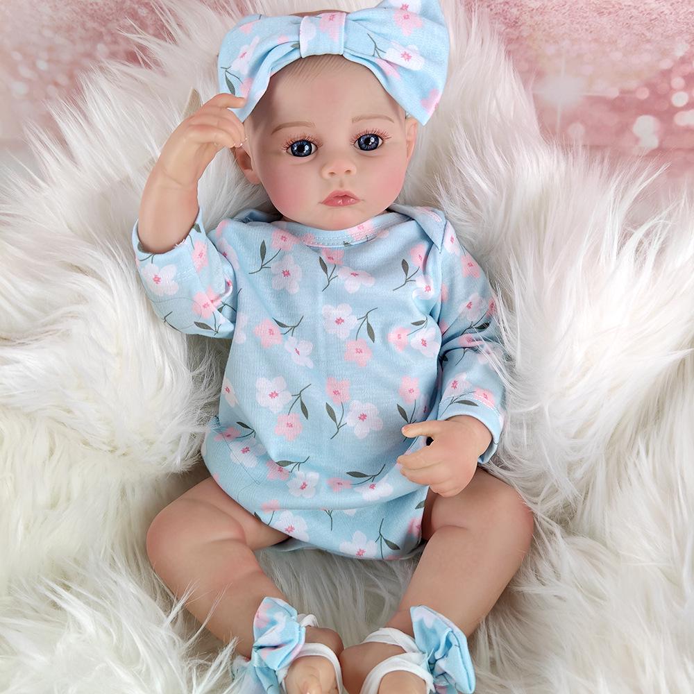 46cm Hand-Painted Reborn Doll with Soft Silicone Body - Realistic Companion Gift for Girls
