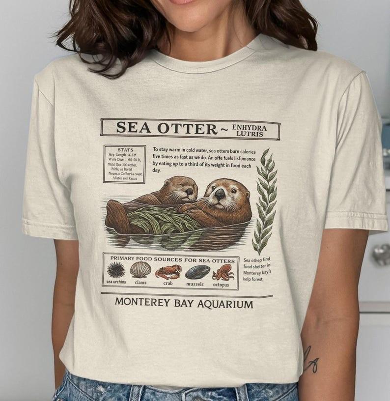 Vintage Replica Otter Sea Otters Monterey Bay Aquarium TShirt Unisex T-Shirt S