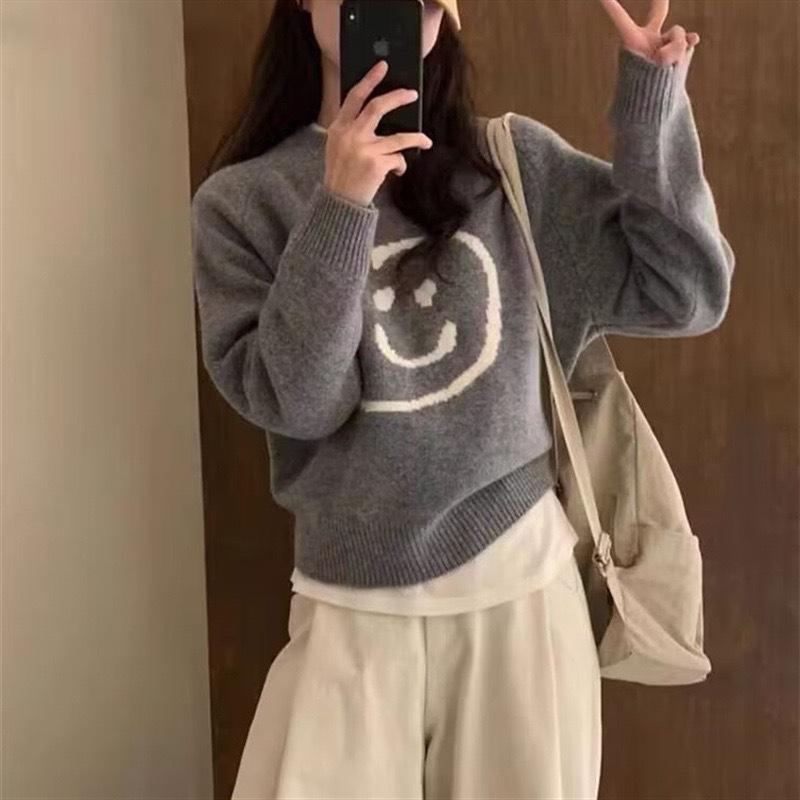 2026 Autumn/Winter Korean Style Smiley Face Sweater - Age-Reducing Cute Casual Versatile Pullover Knit Top