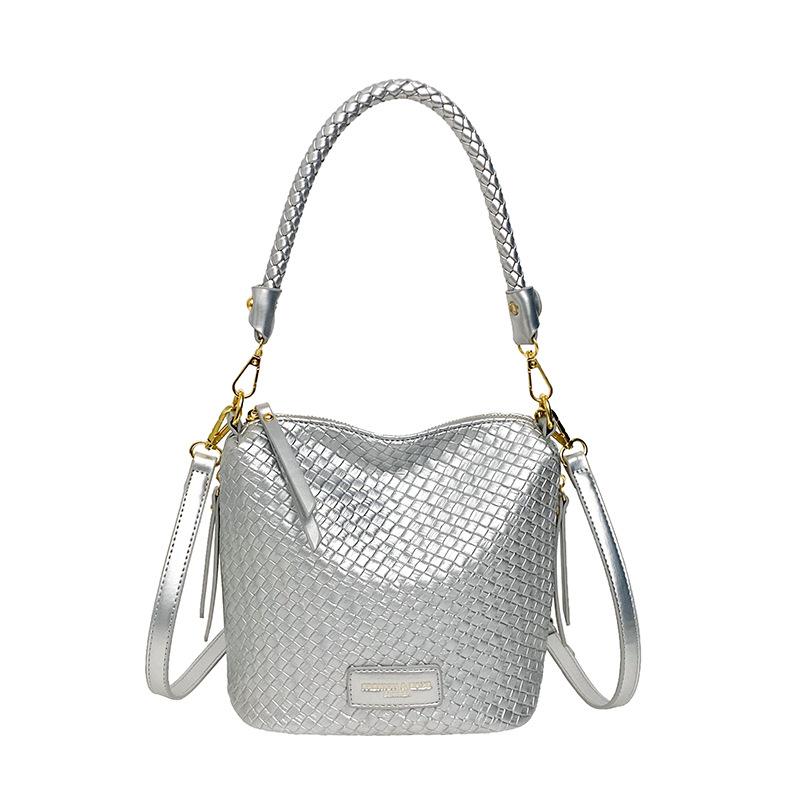 Bags women's bag 2025 new Korean version of fashion niche woven bag casual versatile shoulder bucket bag tide