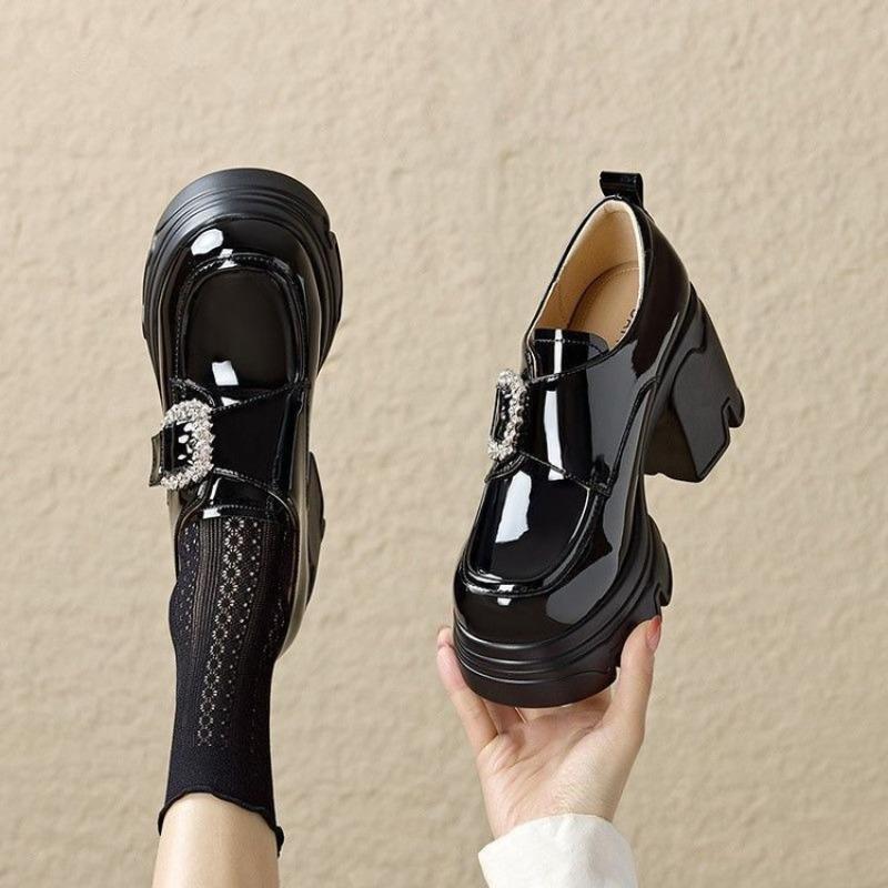 Simple, Fashionable and Versatile Single Women's Shoes