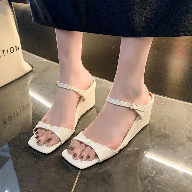

Розовые сандалии-клинья в стиле французской девушки, женские, лето 2025, новая мода, универсальный темперамент, высокие каблуки 40 белый
