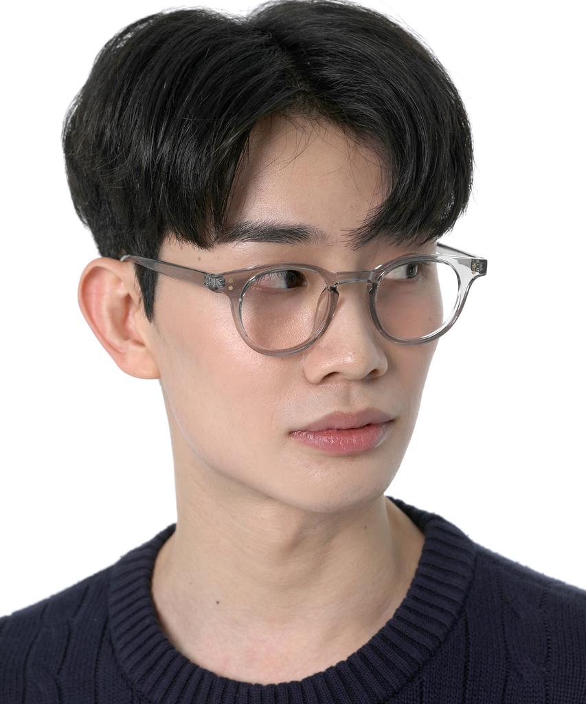 Eseubika Sbka Icon-C04 Blue Light Blocking Horn-Rimmed Glasses