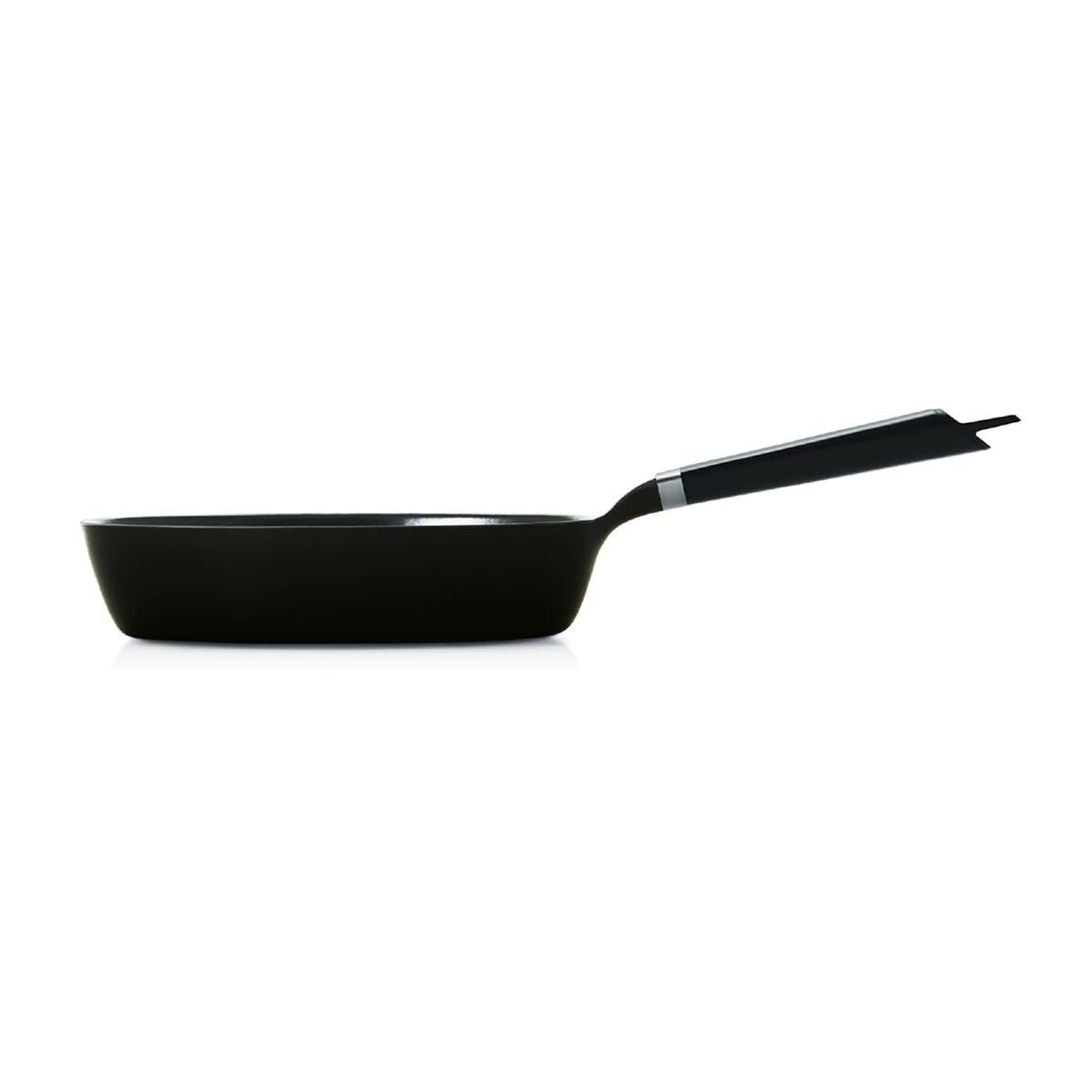 

Vermicular 26cm and Oven Suitable for Outdoor Cast Iron Enamel FP26D-MH Oven-Safe Skillet, Deep, Gas, Induction, Compatible, Use,