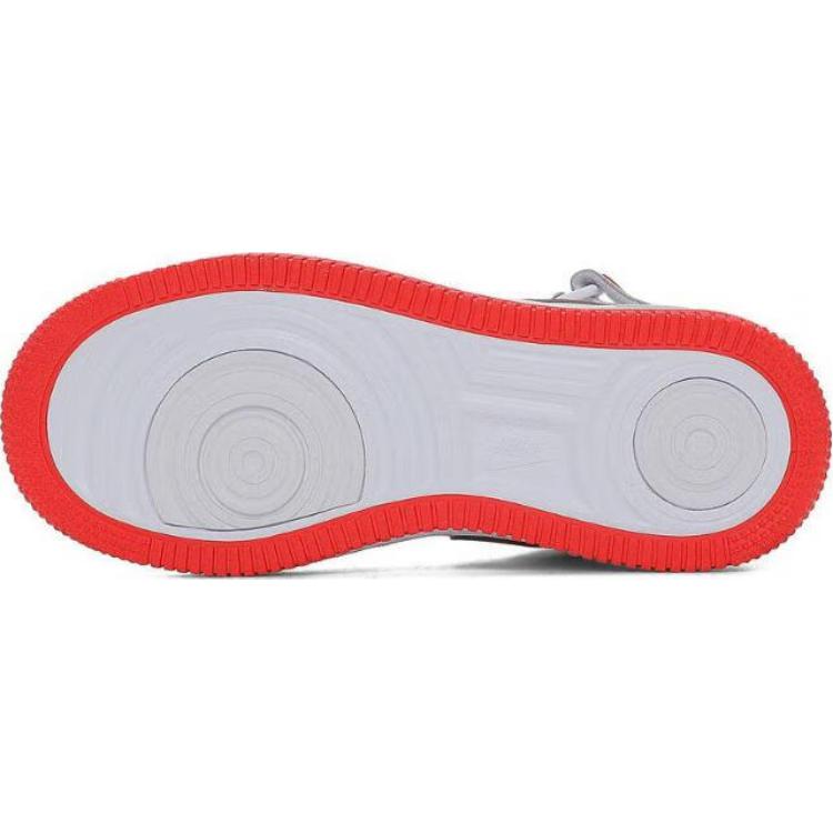 Nye Nike Air Force 1 Sklisikre Slitesterke Mellomhøye Skateboardingsko for Barn Hvit FN1193-106