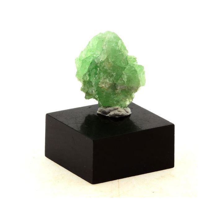 Pierres et Minéraux. Grenat Tsavorite. 13.4 ct. Manyara Region, Tanzanie.