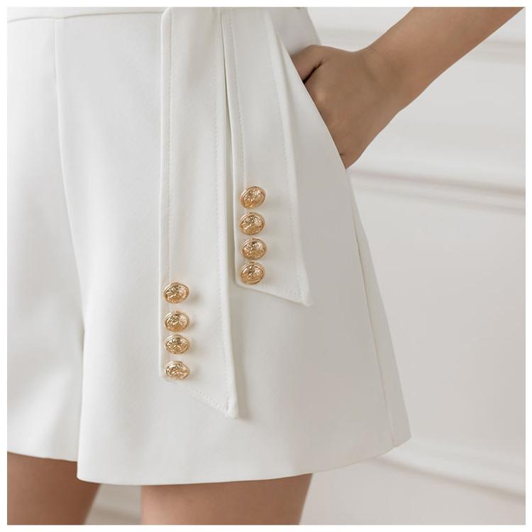 Comfortable White Suit Shorts with High Waist and Loose Fit for