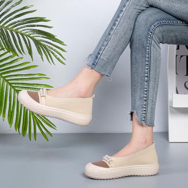 Fashion Summer Slip On Light Breathable Shoes for Women 2025 New Fashion Designer Luxury Daily Routine Trends Casual Woman Footwear Sale