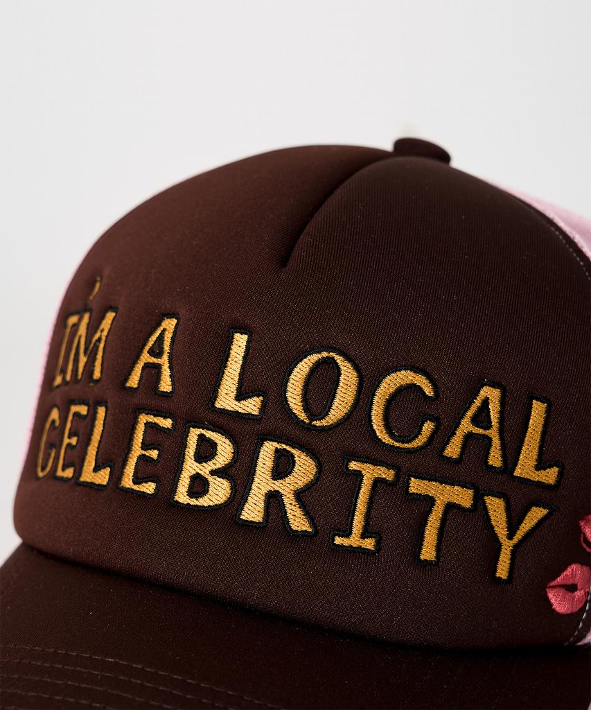 Gameoncheupaeb Im A Lcoal Celebrity Trucker Cap (Brown)