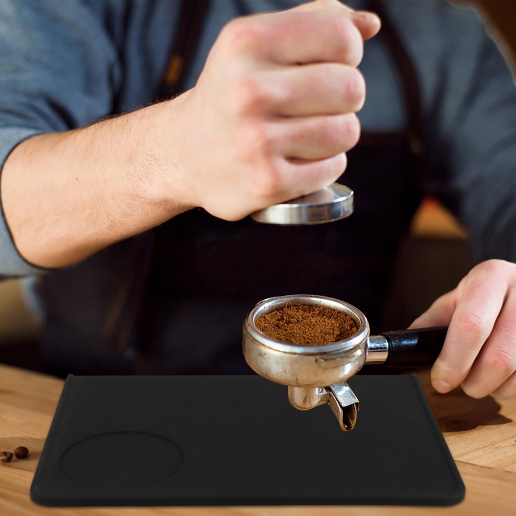 Non Slip Black Silicone Coffee Tamper Mat Corner Design Thick Espresso Tamp Station Mat for Coffee Machine Countertops