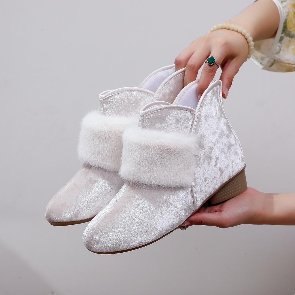 Women's Winter Embroidered Ankle Boots Non-Slip Low Block Heels Snow Booties with Faux Fur Lined Warm Comfortable Fleece Walking Boot Shoes for Women