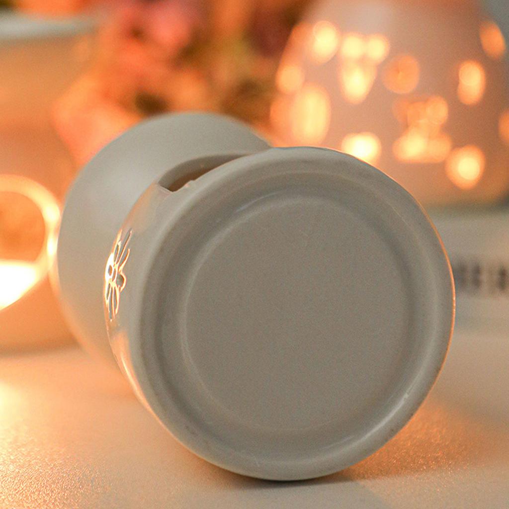 Ceramics Tealight Candle Holder Aromas Diffuser Essential Oil Burners for Home Decoration Romantics Hollowed Out Pattern