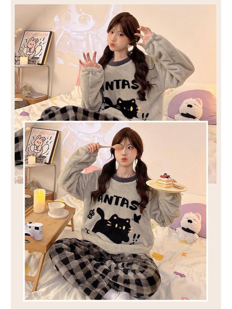 Damski Słodki Kreskówkowy Flanelowy Zestaw Piżamowy - Gruby, Podszyty Polarem i Przytulny na Jesień i Zimę