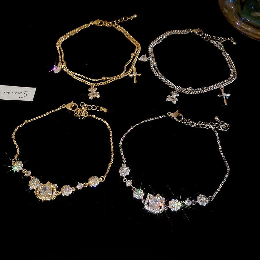 18K Gold Plated Zircon Cat Flower Bracelet: Cute, Exquisite, Versatile, and Luxurious Jewelry for Women