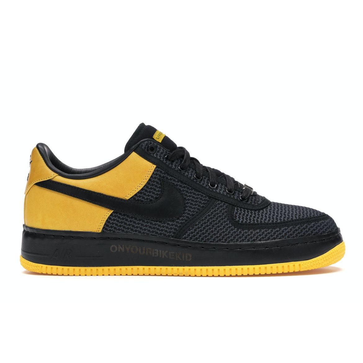 

Мужские кроссовки Nike Undefeated x Livestrong x Air Force 1 Low Supreme Livestrong Желтый Varsity-Maize Black-Anthracite 318985-700