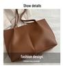 2024 Spring Retro Large Capacity Women's Tote Bag - Fashionable Single Shoulder Handbag for Commuters and Students