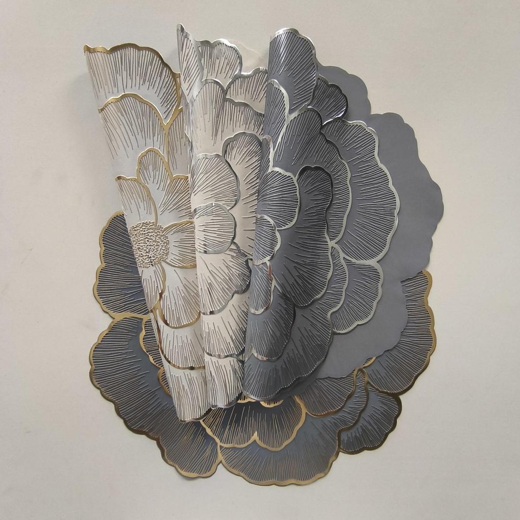 Luxury Peony Flower PVC Placemat: Heat-Resistant, Waterproof, and Oil-Proof.
