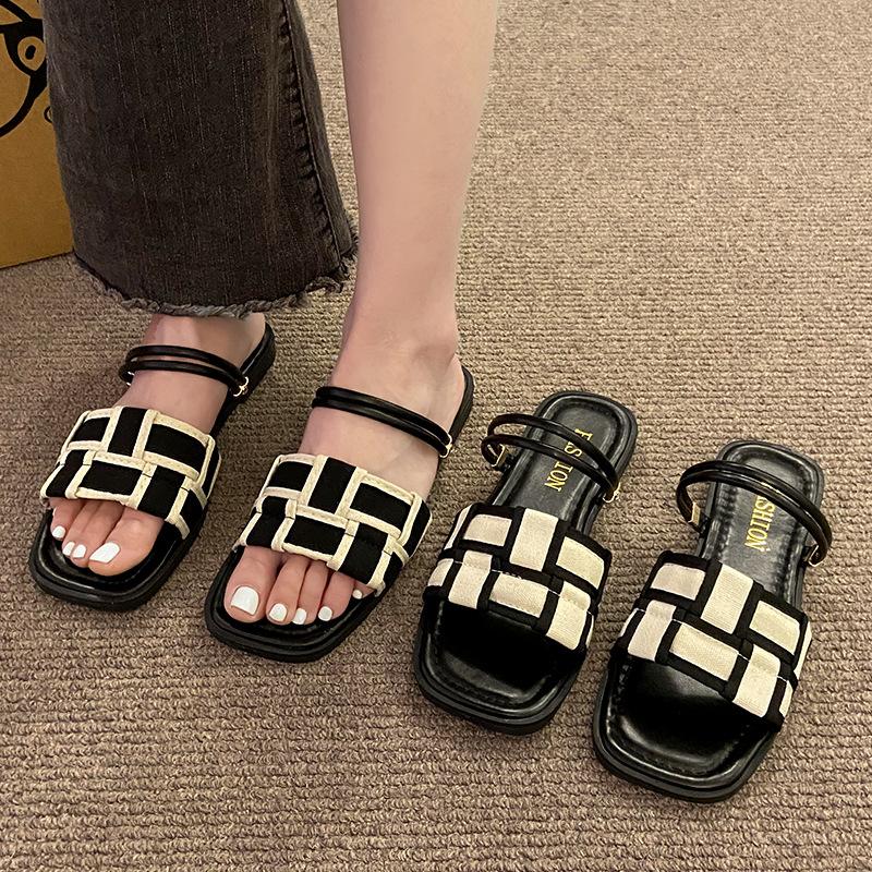 Two Sandals Women's Summer 2025 New Temperament with Skirt Flat-bottomed Cool Slippers