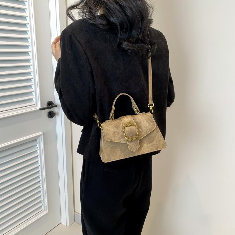 Spring New Retro Commuter Small Square Bag Handbag Bag Fashionable Personality Beautiful Messenger Bag Women