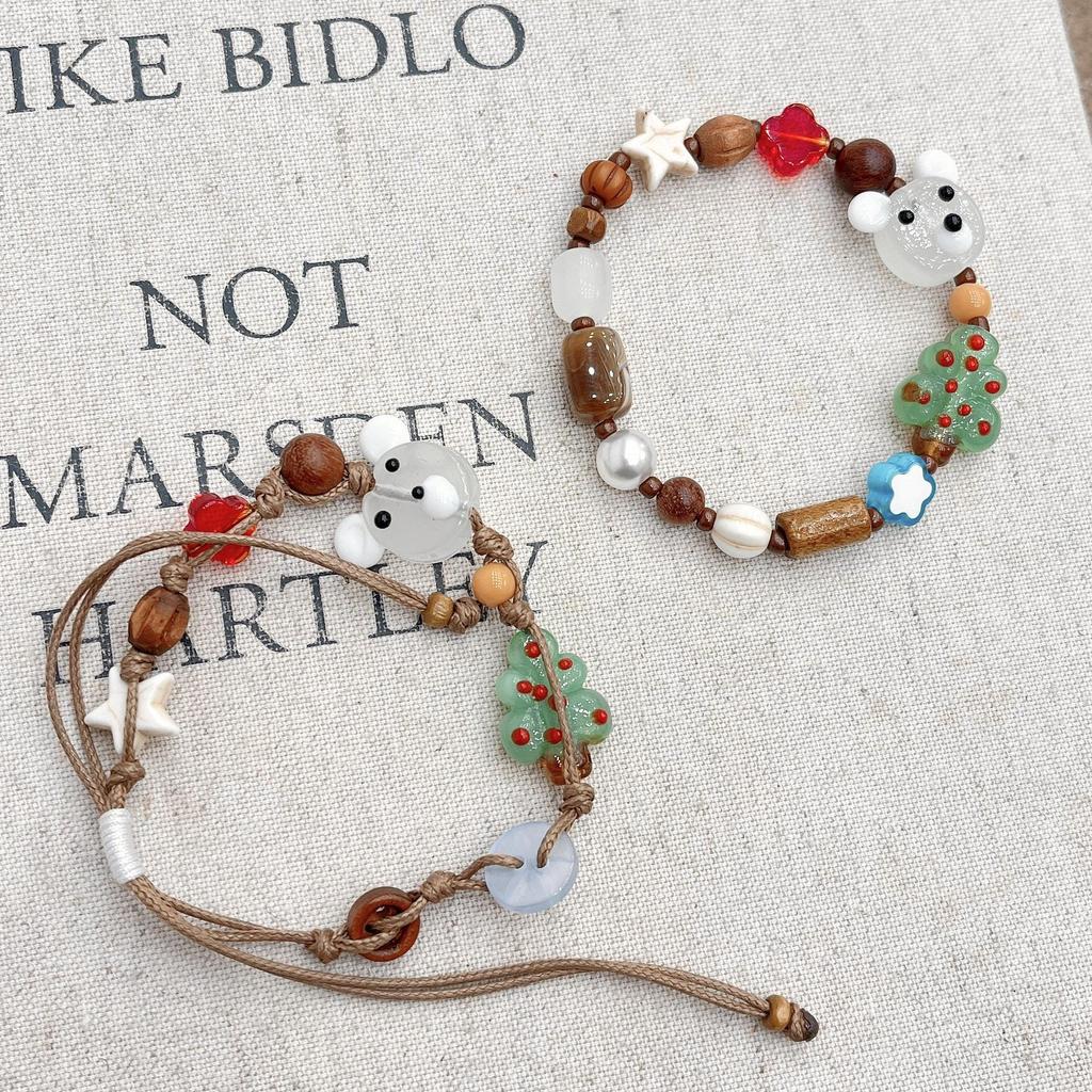 White Bear Christmas Tree Bracelet: Cute, Simple, and Fashionable Design for Autumn and Winter.