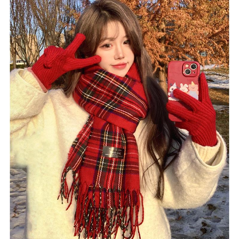 Korean Scarf Women's Winter New New Year's Atmosphere Red Warm Versatile High-end Plaid Scarf Tide