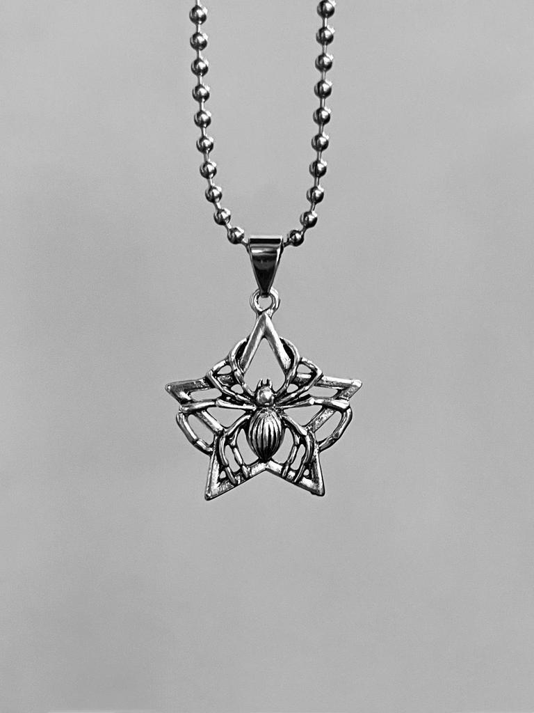 2024 Autumn European & American Fashion Spider Pendant Necklace with Zinc Alloy Long Chain