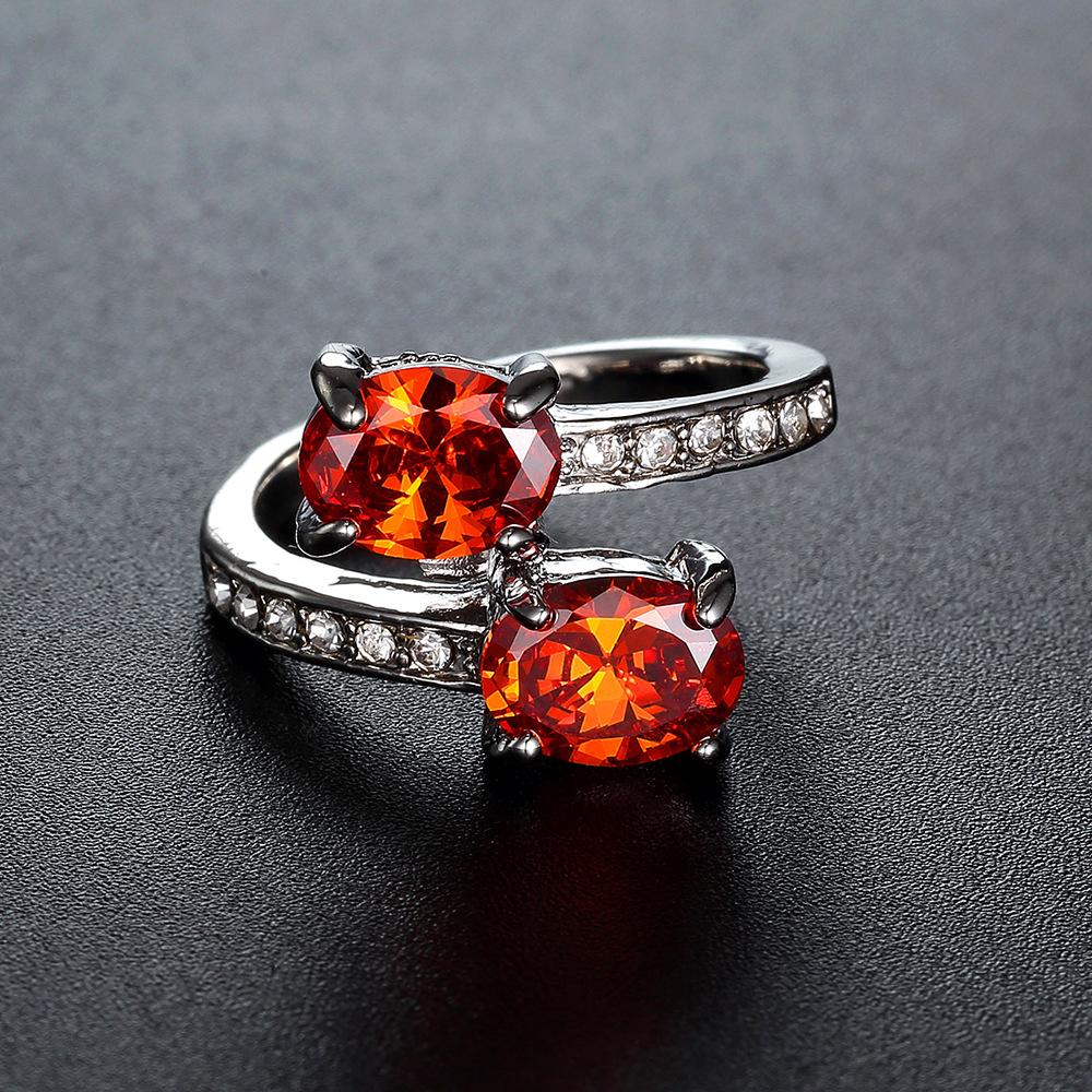 SODROV Granátově červený křišťálový prsten s dvojitým zirkonem