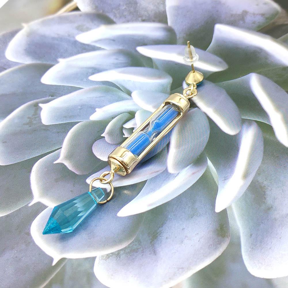 Vanitas no Carte Crystal Hourglass Dangle Earrings