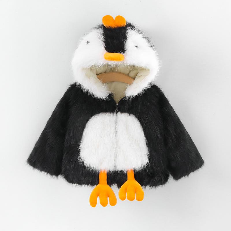 

Детское зимнее пушистое пальто из искусственного меха норки с пингвинами 120cm чёрный