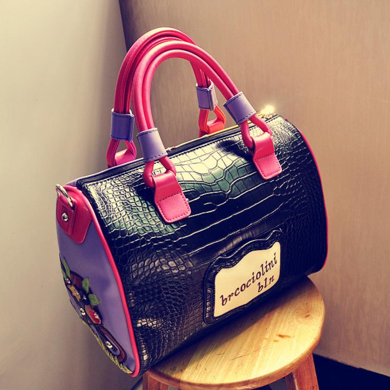 High Quality Texture PU Leather Ladies Handbags 2024 New European Beautiful Women's Messenger Bag Creative Hand Embroidered Boston Bag Crossbody Bag