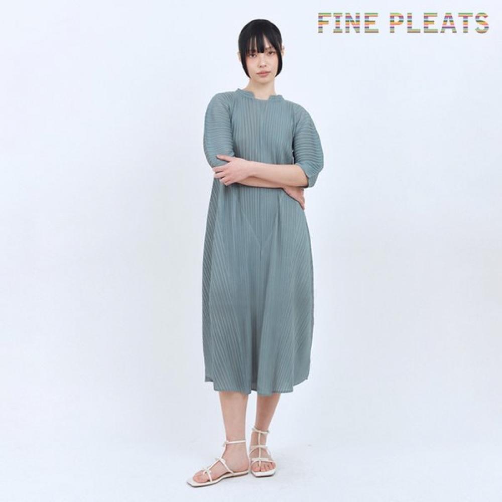 Fine Pleats China Back Ribbon Dress Pale Blue FREE