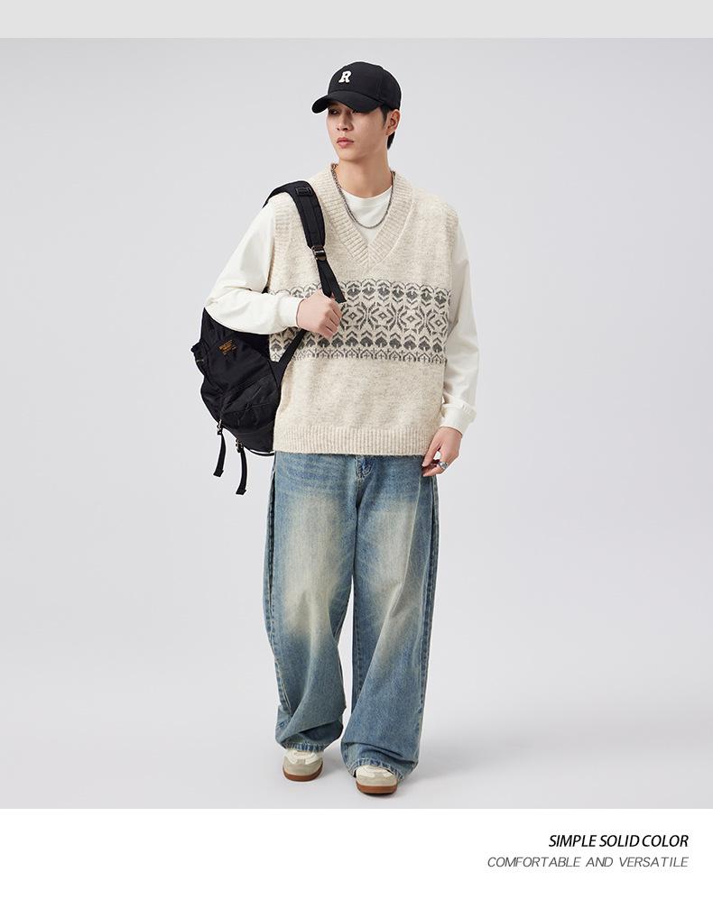 Men's Retro Argyle Fair Isle Knit V-neck Sweater Vest for Autumn/Winter