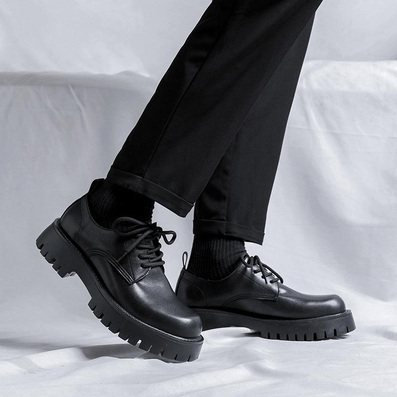 Sapatos Casuais de Couro de Cabeça Grande Masculinos Novo Anual Solado Grosso Ferramentas Juventude Bico Redondo Cano Baixo Botas Martin 5691-R