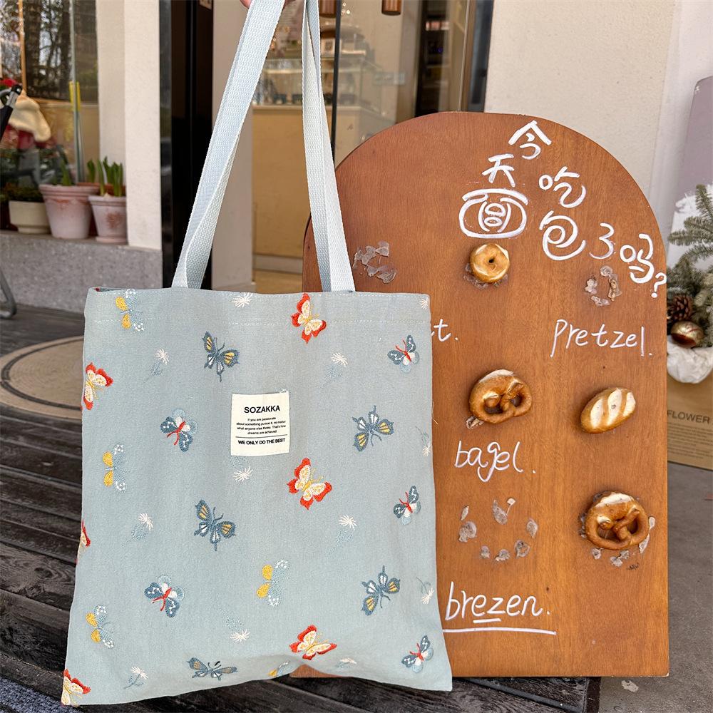 

Нежная лазурная вышитая бабочка холщовая сумка сумка через плечо повседневная сумка из ткани для покупок