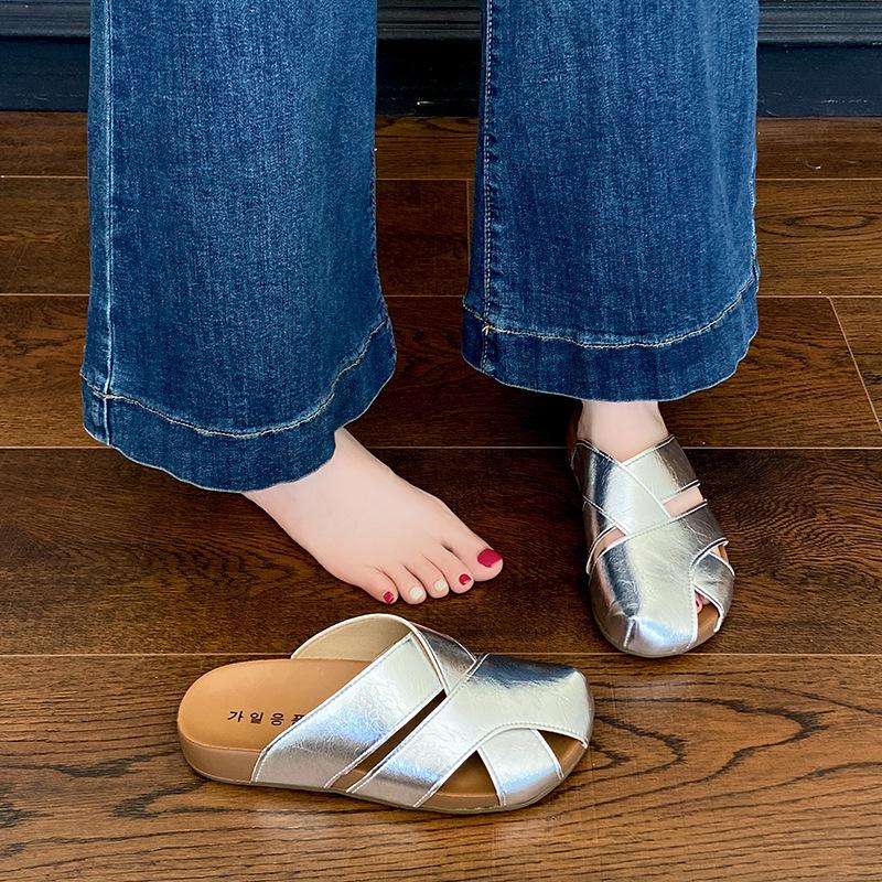 Pedals 2025 new super fire one outer wear pregnant women French single shoes women's Shabken half slippers soft bottom bag head sandals