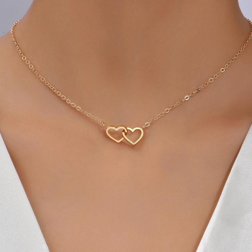 Exquisite Love Stainless Steel Beautiful Flower Necklace Fashion Classic Geometric Niche Light Luxury Clavicle Chain Girls Gift