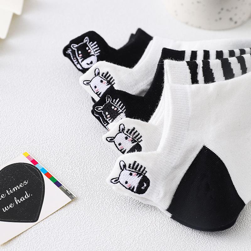 2021 Spring/Summer Zebra Embroidery Women's Boat Socks - Preppy Style, Trendy 3D Heel, Korean-Inspired Short Socks
