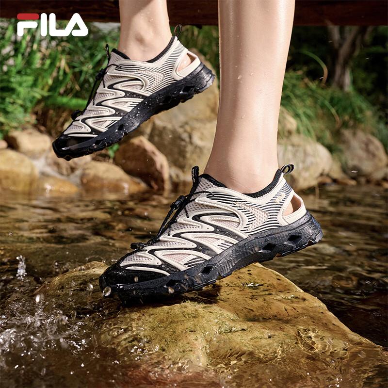 

FILA WAVY 1+ Women s Sandals 7.5