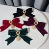 Velvets Heart Bowknot Pin for Autumn and Winter Wardrobe Vintage Bows Tie Collar Flower Women Neckline Accessories