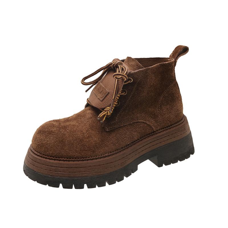 

Женские демисезонные ботинки Мартин на толстой подошве из матовой кожи с рельефным узором, модные, универсальные, с круглым носком, на шнуровке, в стиле локомотив, короткие 40 темно-коричневого