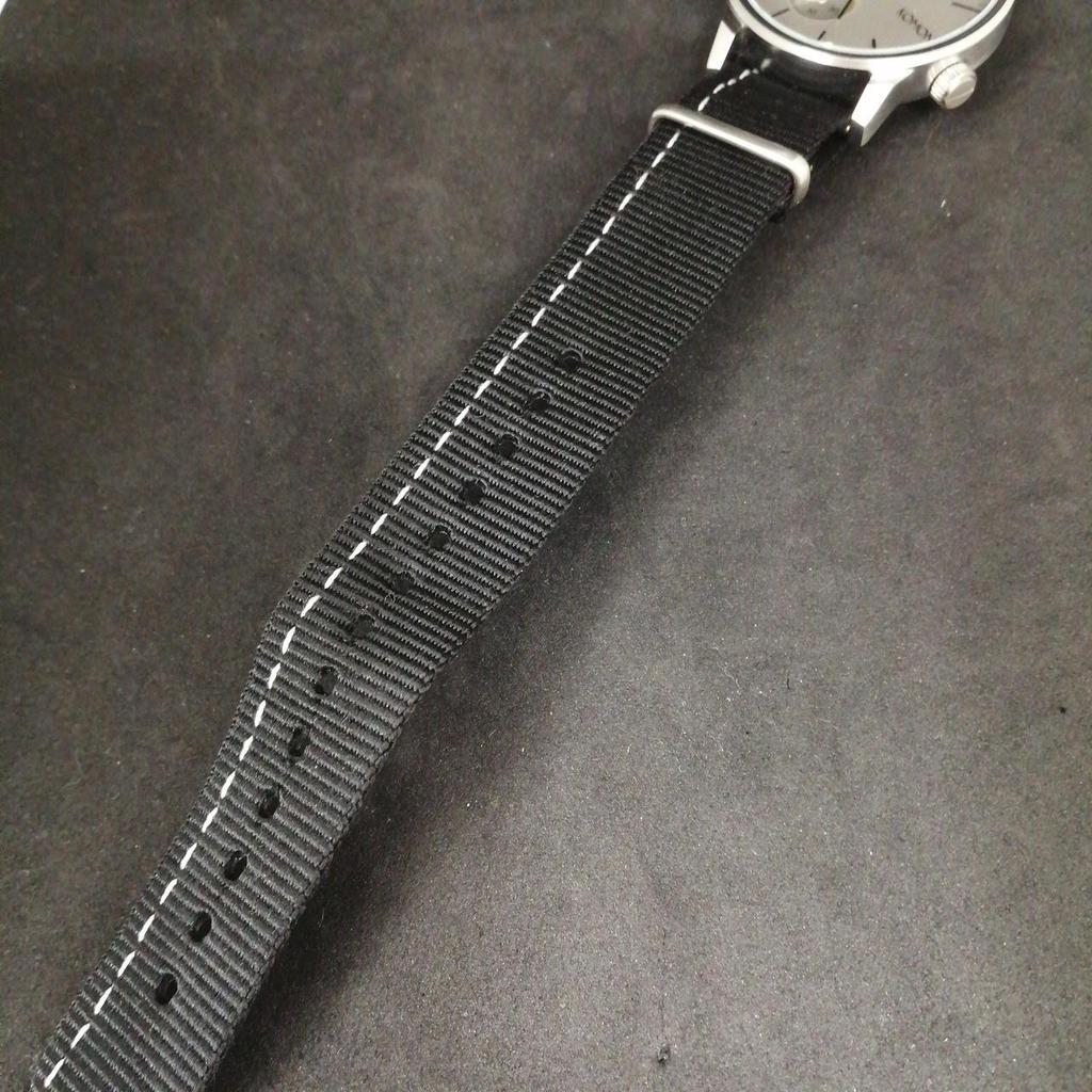 Used KOMONO 0823.2275.0248 Watch