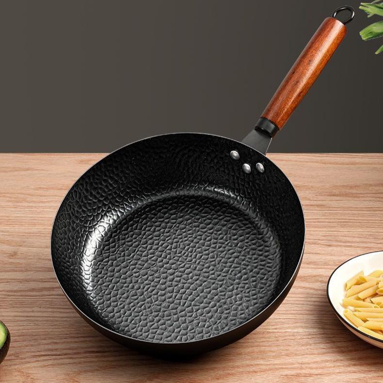 Handmade Iron Pan Stir Fry Pan Old-fashioned Stir Fry Pan Milk Pan Non Stick Pan Induction Cooker Uncoated Iron Pan