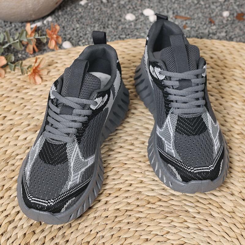 

Shoes women s spring new retro versatile sports shoes comfortable soft-soled casual mother shoes 41 чорний
