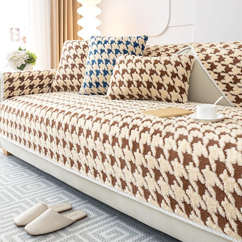 New Lamb Velvet Houndstooth Sofa Cushion Winter Thickened Plush Cushion Non-slip Sofa Cover Cover Cloth
