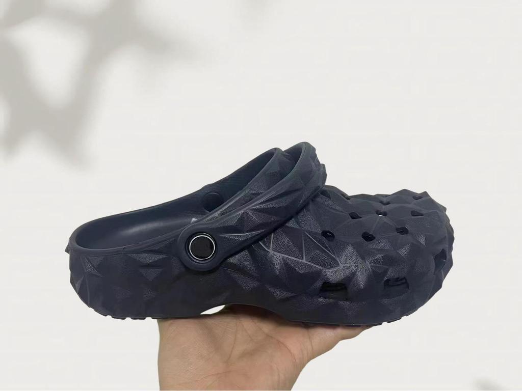 2025 Nowa Gwiazda Antypoślizgowe Oddychające Klapki Durianowe Buty Plażowe dla Mężczyzn i Kobiet