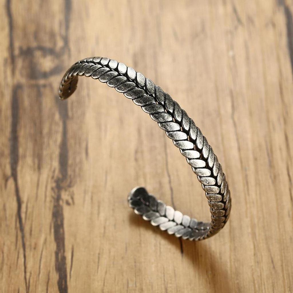 Beautiful Bangle Bracelet Open Cuff Wristband Present W/ Ear Pattern