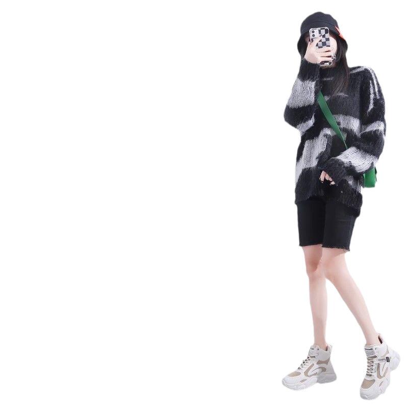 2025 Winter New Velvet Thickened Warm High-top Cotton Shoes Women's Big Cotton Explosion Little White Sports Dad Shoes