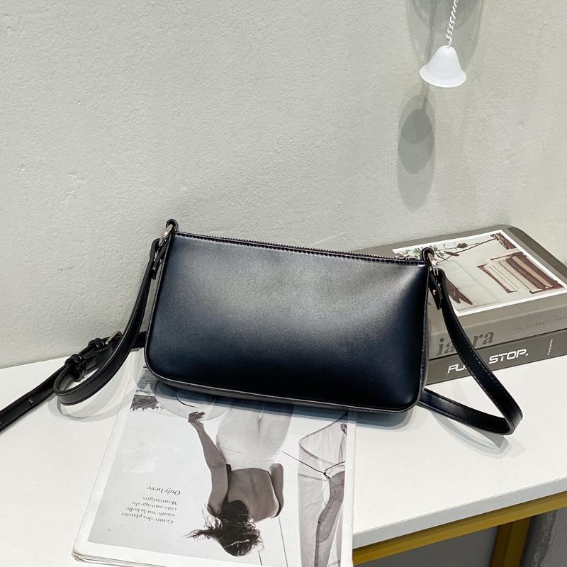 Torebki Nowe modne torebki Damskie jesienno-zimowe torebki listonoszki Miękkoskórzane torebki damskie Wszechstronne małe kwadratowe torebki na ramię