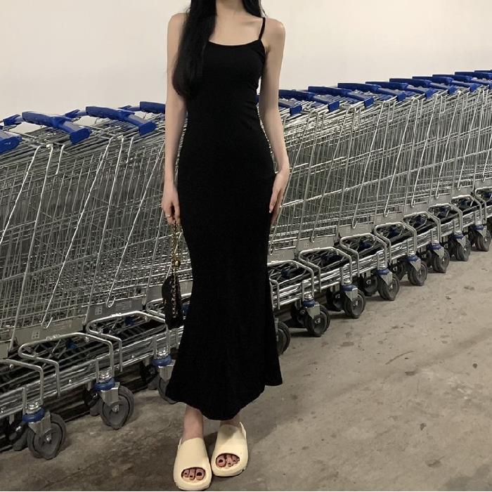 Women's Spaghetti Strap Sleeveless Mermaid Dress Slim Fit High Waist Sweet Fresh Bodycon Maxi Dress Solid Polyester Summer Casual Outfit