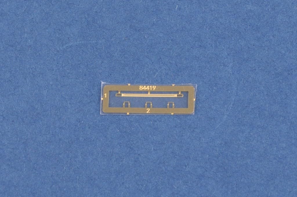 Hobby Boss 1/35 Fighting Vehicle Series German Tank Crew Set (Early War) Plastic Model 84419, Molded in Color